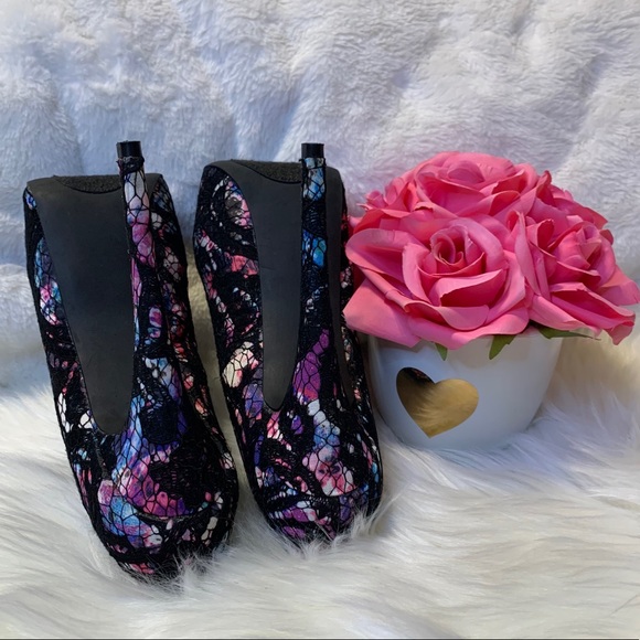 Steve Madden Jezebel Black Multi Lace Pump - Picture 14 of 14